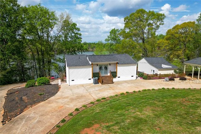 61 Fox Road, Lyman, SC 29365