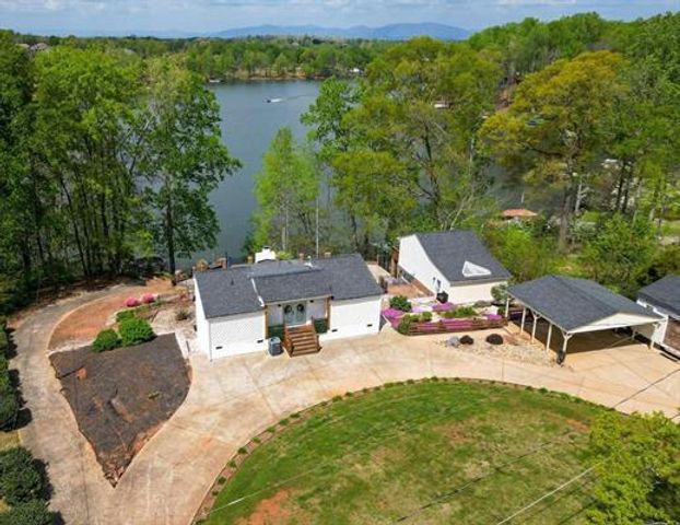 61 Fox Road, Lyman, SC 29365