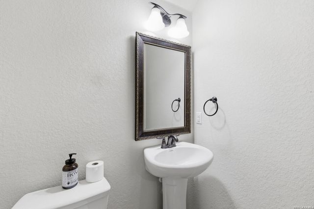 107 Dovetail, Boerne, TX 78006