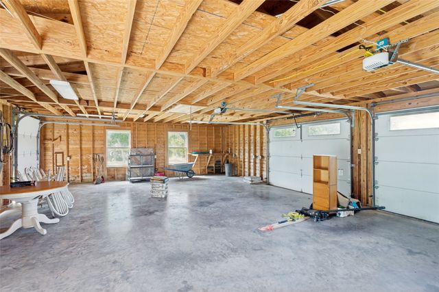 2700 Harwell Lake Road, Weatherford, TX 76088