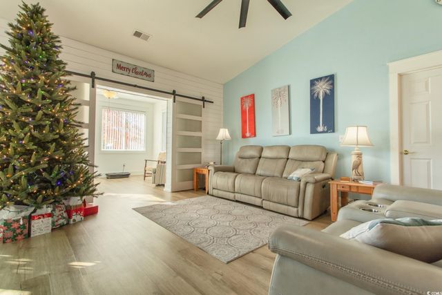 367 Vermillion Dr., Little River, SC 29566