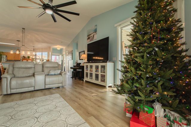 367 Vermillion Dr., Little River, SC 29566