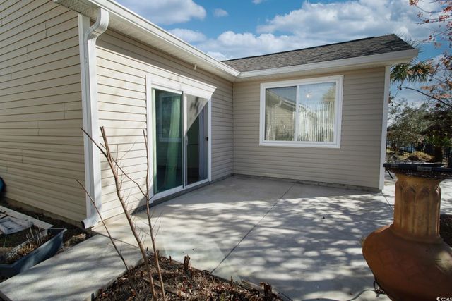 367 Vermillion Dr., Little River, SC 29566