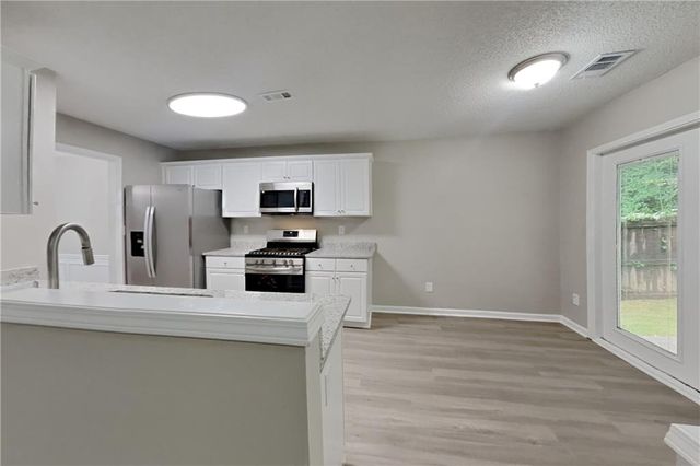 2960 Binghampton Lane, Lawrenceville, GA 30044