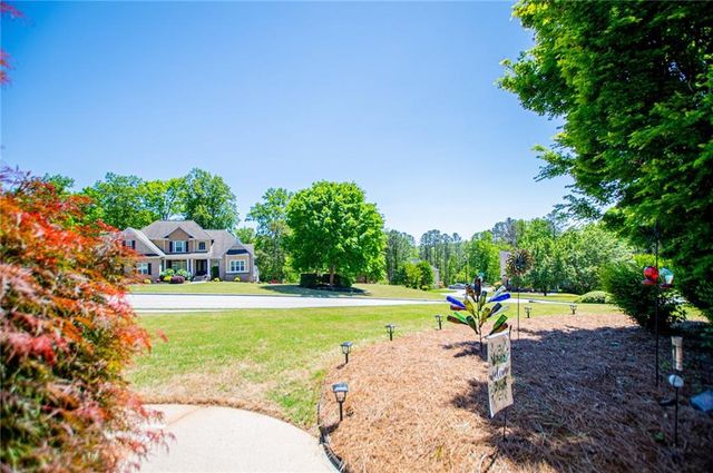 6170 Hedgestone Way, Douglasville, GA 30135