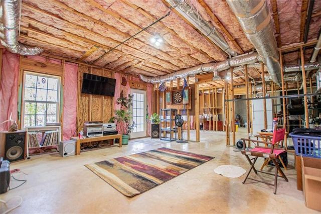 6170 Hedgestone Way, Douglasville, GA 30135