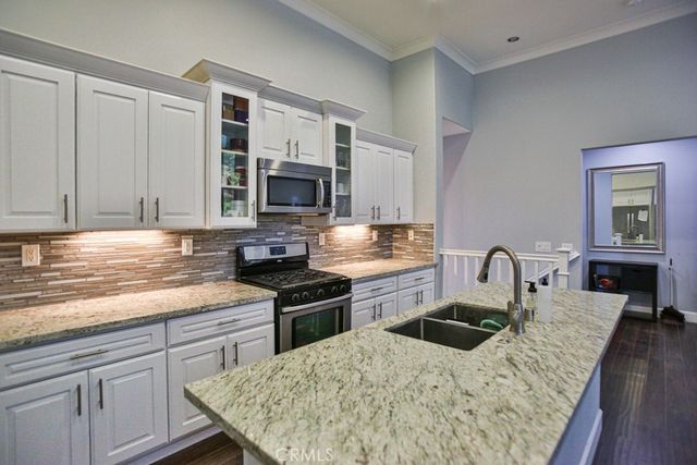 24 Coralwood, Irvine, CA 92618