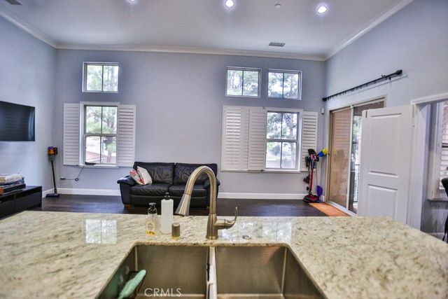 24 Coralwood, Irvine, CA 92618