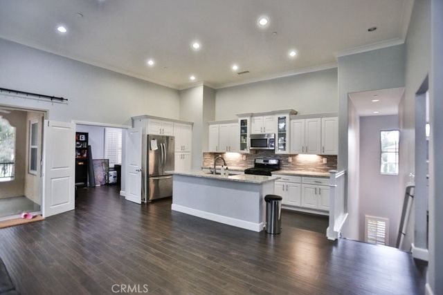 24 Coralwood, Irvine, CA 92618