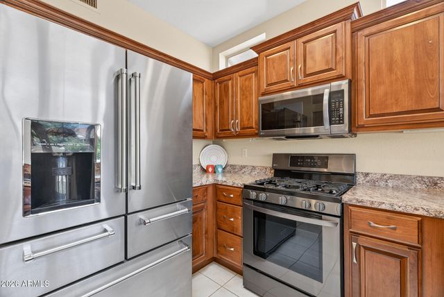 15624 W SENTINEL Drive, Sun City West, AZ 85375