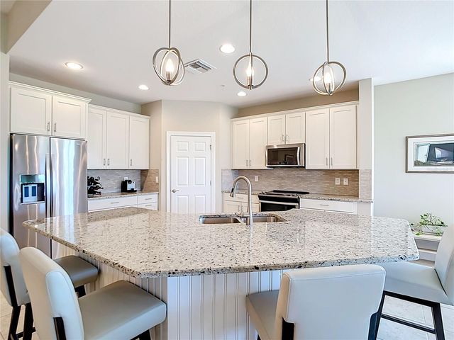 198 BELLA VISTA TERRACE C, North Venice, FL 34275