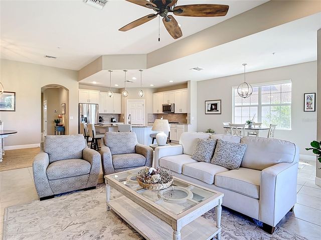 198 BELLA VISTA TERRACE C, North Venice, FL 34275