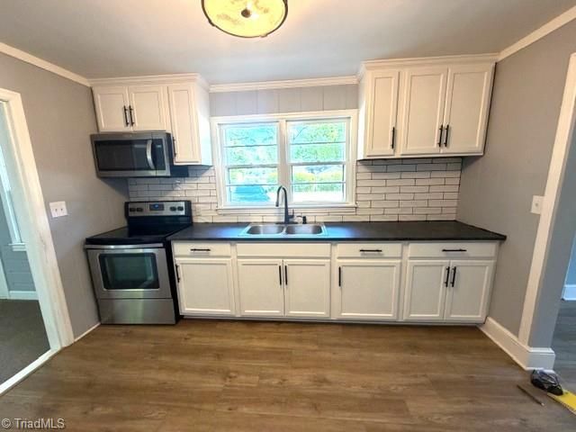 3604 Hemlock Drive, Winston-salem, NC 27105