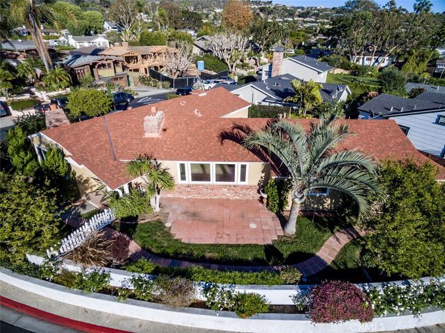 44 S La Senda Drive, Laguna Beach, CA 92651