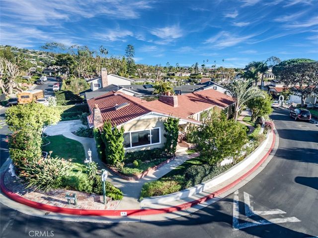 44 S La Senda Drive, Laguna Beach, CA 92651