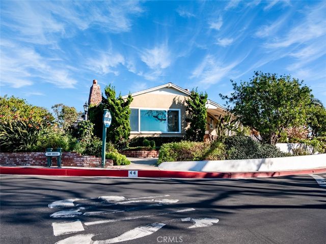 44 S La Senda Drive, Laguna Beach, CA 92651