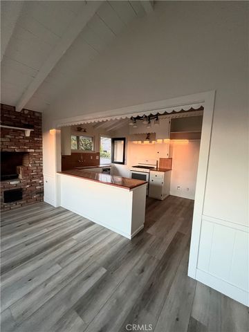 44 S La Senda Drive, Laguna Beach, CA 92651