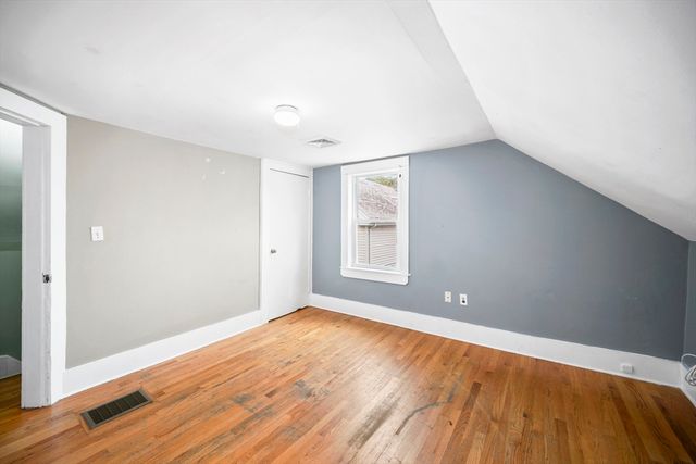 20 Murray St, Lynn, MA 01905