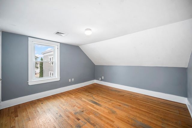 20 Murray St, Lynn, MA 01905