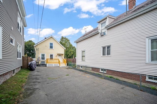 20 Murray St, Lynn, MA 01905