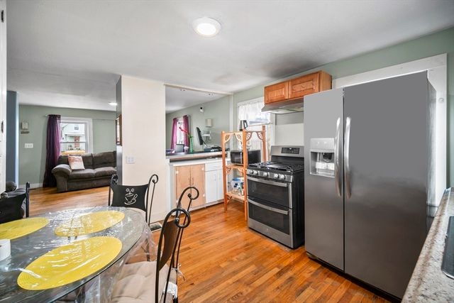 20 Murray St, Lynn, MA 01905