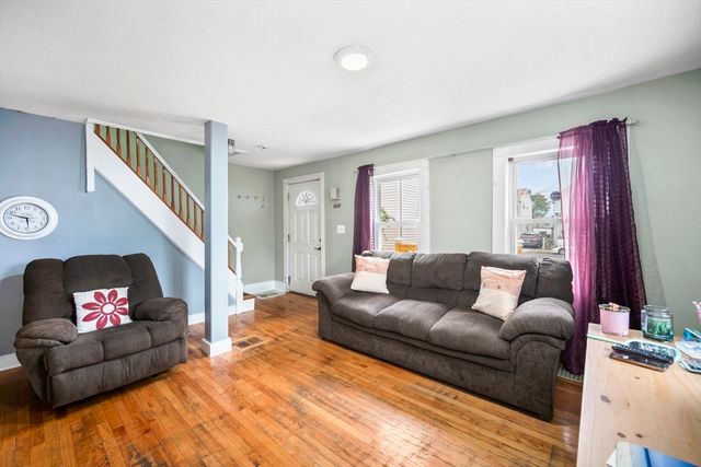 20 Murray St, Lynn, MA 01905