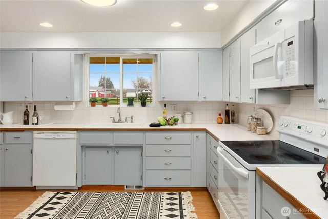 11015 SE 291st Street, Auburn, WA 98092