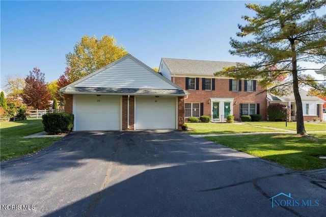 26 Olde Orchard Drive, Perrysburg, OH 43551