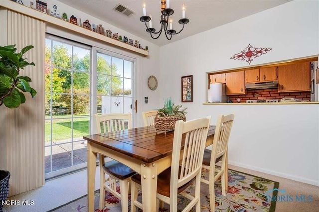 26 Olde Orchard Drive, Perrysburg, OH 43551