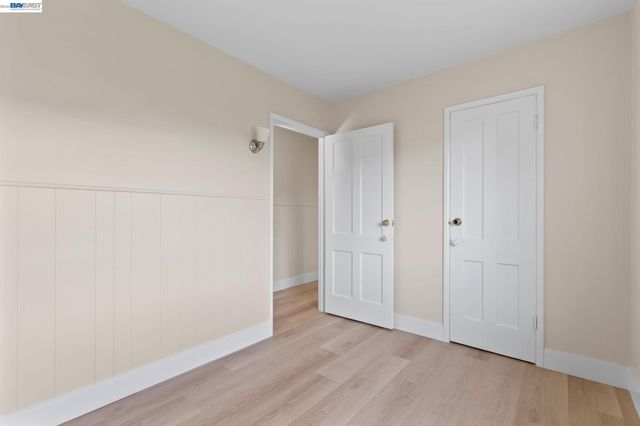 246 Tunis Rd, Oakland, CA 94603