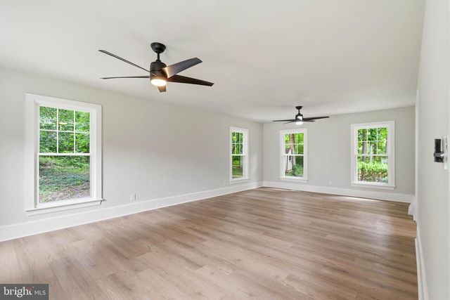 45 ACORN DR, Bridgeton, NJ 08302