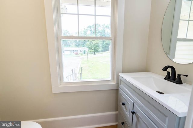 45 ACORN DR, Bridgeton, NJ 08302