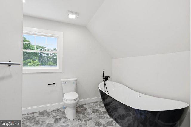 45 ACORN DR, Bridgeton, NJ 08302