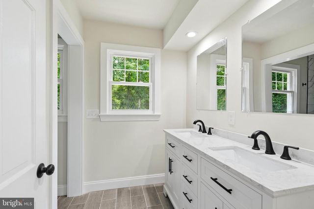 45 ACORN DR, Bridgeton, NJ 08302