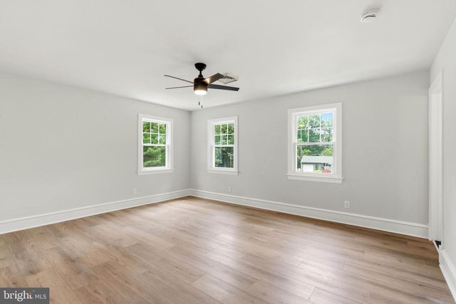 45 ACORN DR, Bridgeton, NJ 08302
