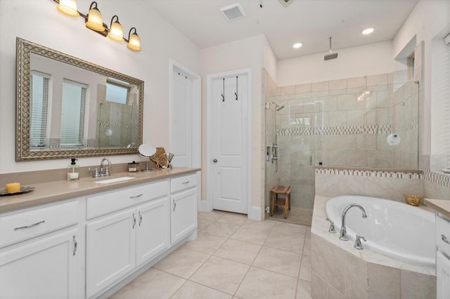 106 Amber Jade Court, Conroe, TX 77304