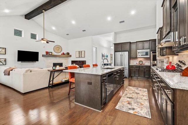 106 Amber Jade Court, Conroe, TX 77304