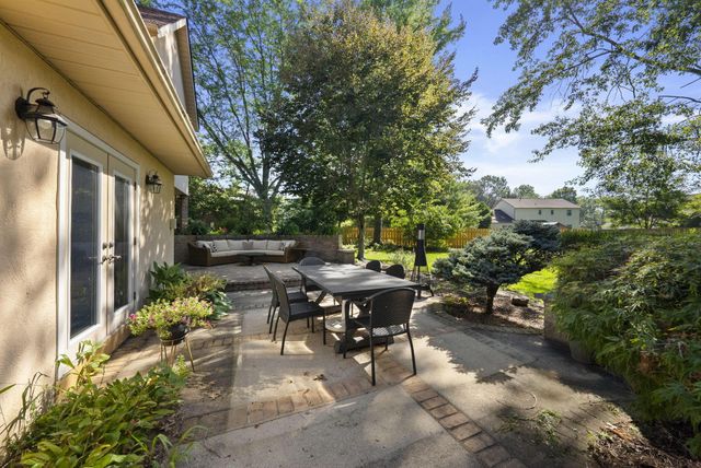 8860 Shenandoah Drive NW, Pickerington, OH 43147