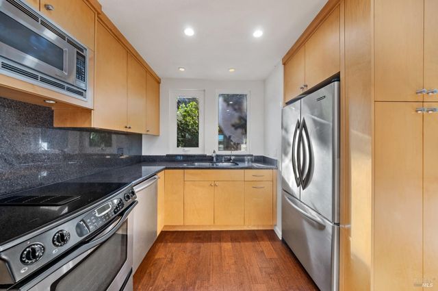 204 Bay Vista Cir, Sausalito, CA 94965