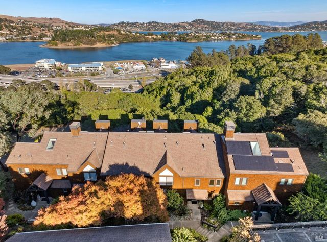 204 Bay Vista Cir, Sausalito, CA 94965