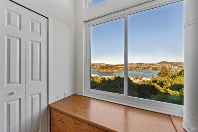 204 Bay Vista Cir, Sausalito, CA 94965