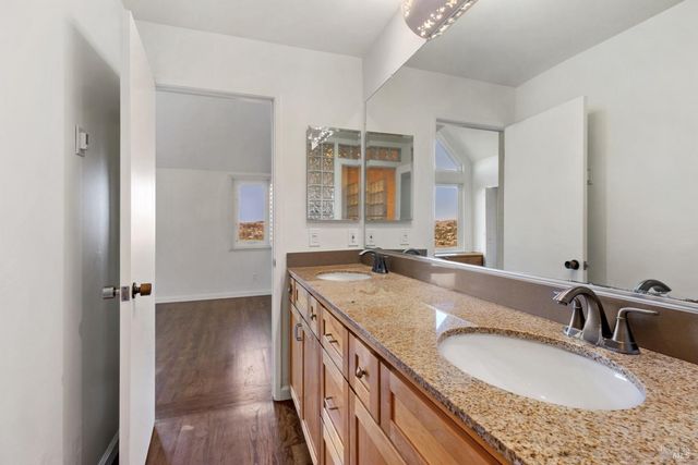 204 Bay Vista Cir, Sausalito, CA 94965