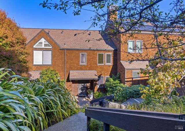 204 Bay Vista Cir, Sausalito, CA 94965