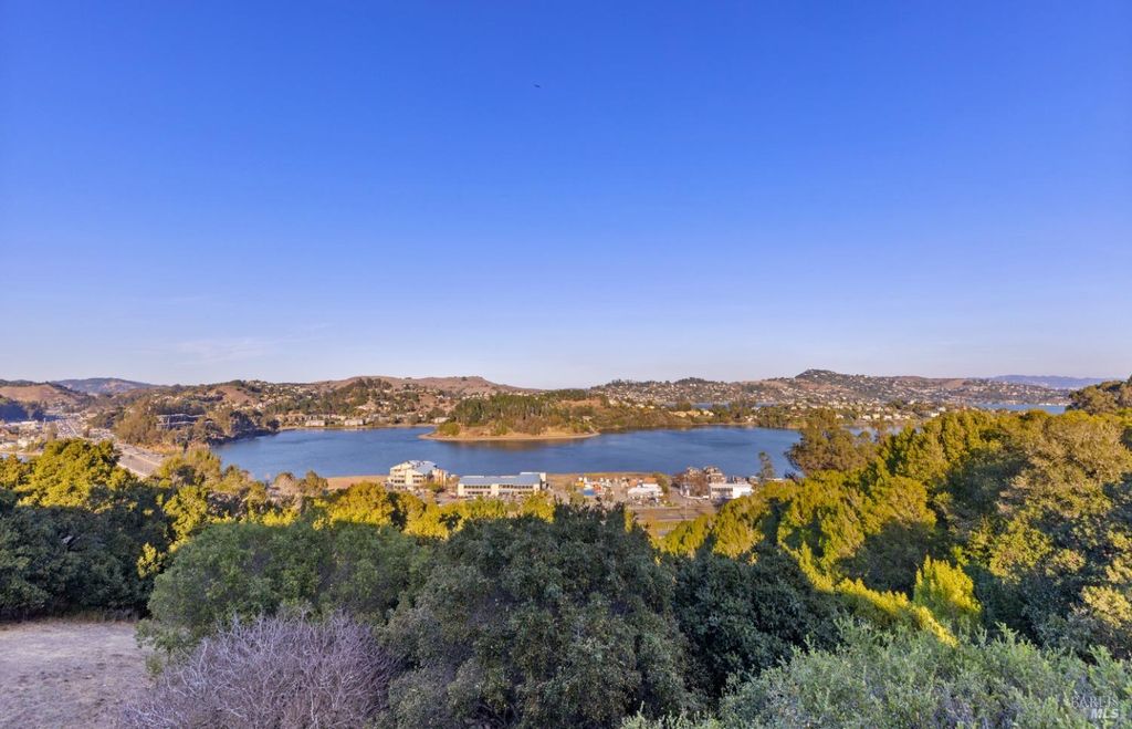 204 Bay Vista Cir, Sausalito, CA 94965