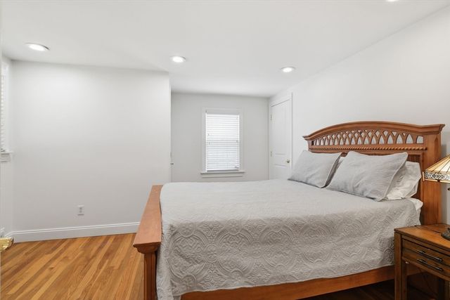 22 Rosedale Ave, Springfield, MA 01128