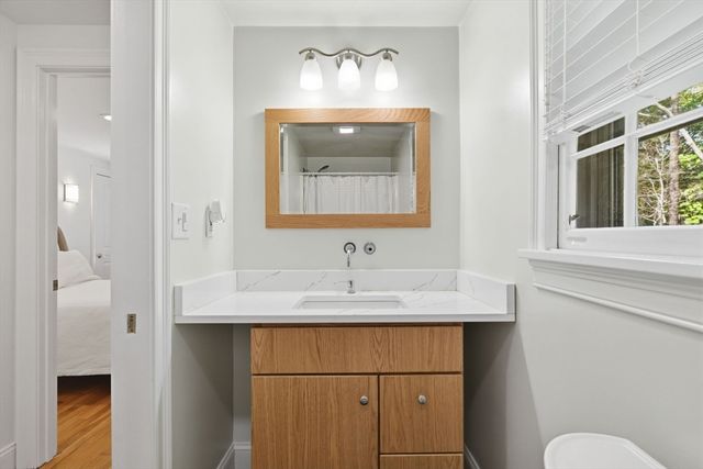 22 Rosedale Ave, Springfield, MA 01128