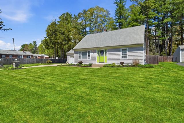 22 Rosedale Ave, Springfield, MA 01128