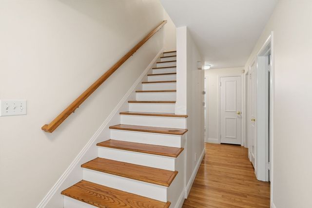 22 Rosedale Ave, Springfield, MA 01128
