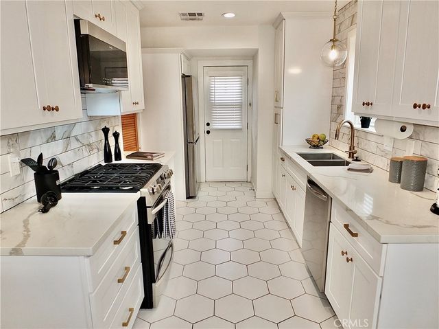 5147 E Harco, Long Beach, CA 90808