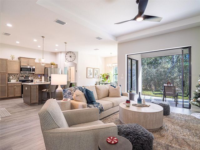 7 EUGENIA COURT W, Homosassa, FL 34446